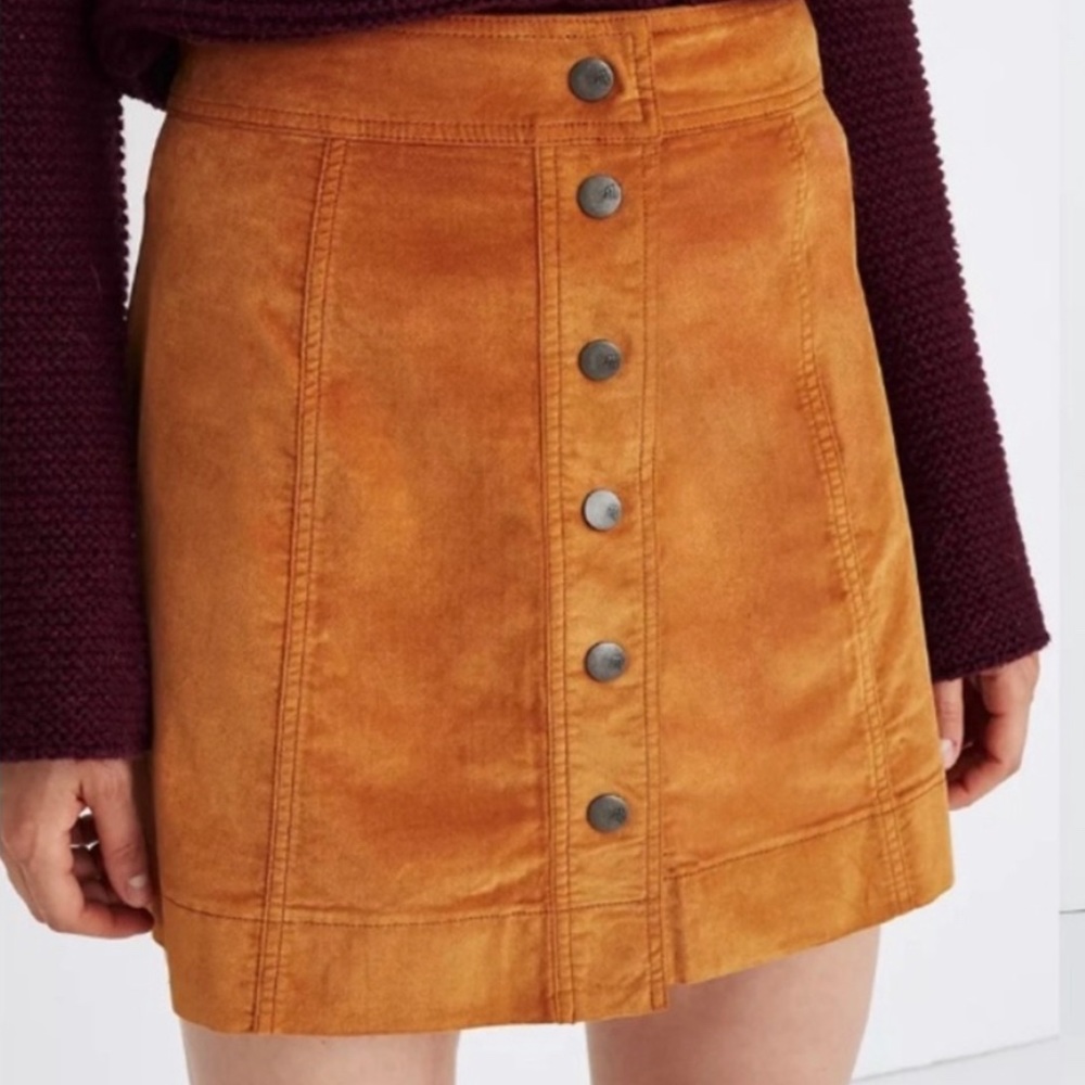 Madewell Velveteen A Line Mini Skirt: Button Front Edition Size 8